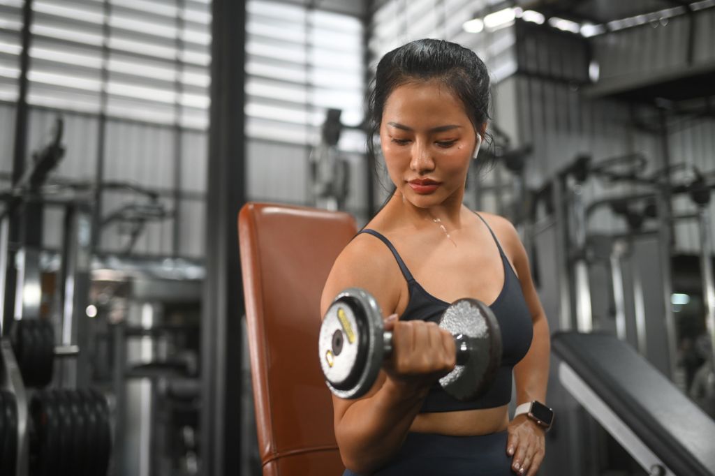 Elbow Pain When Lifting Weights or Objects