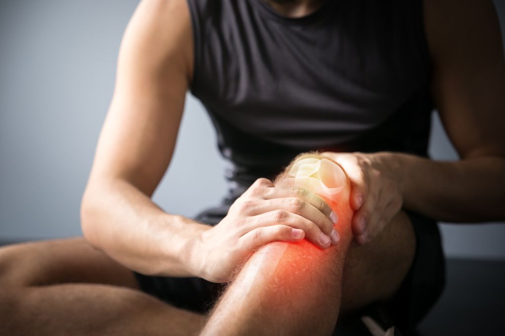 Hyperextended Knee Causes & Recovery
